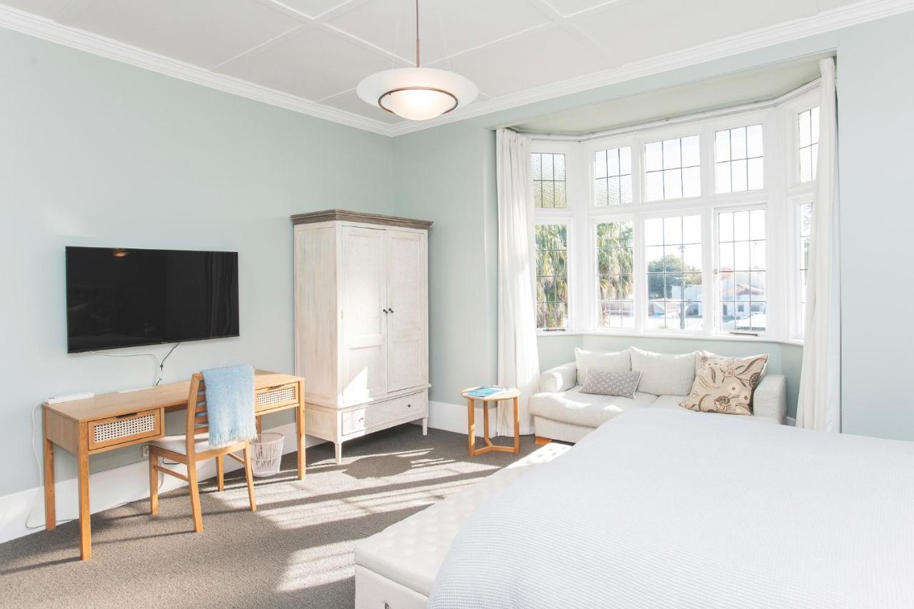 Bed and Breakfast Cedar House Gisborne Esterno foto