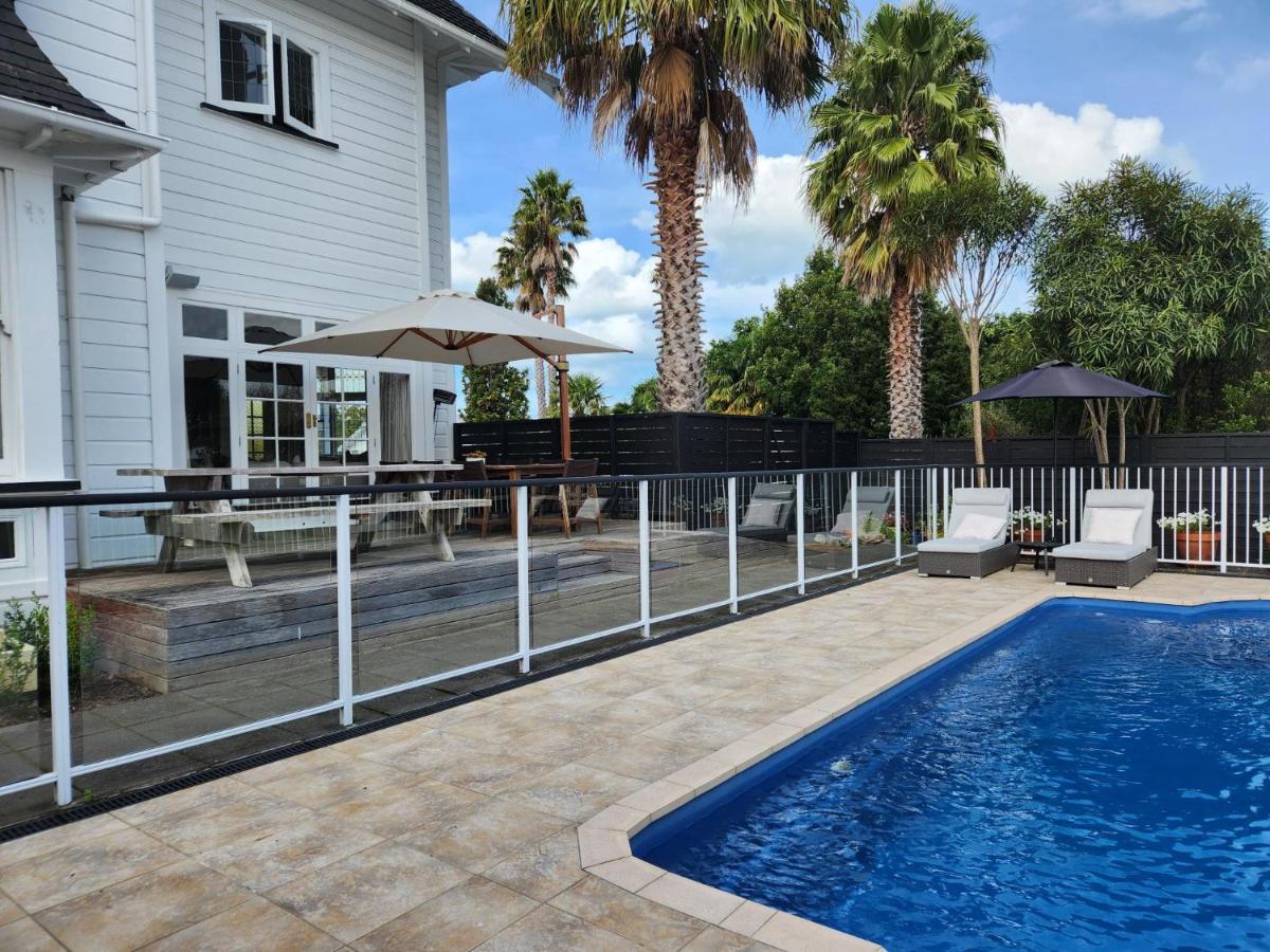 Bed and Breakfast Cedar House Gisborne Esterno foto